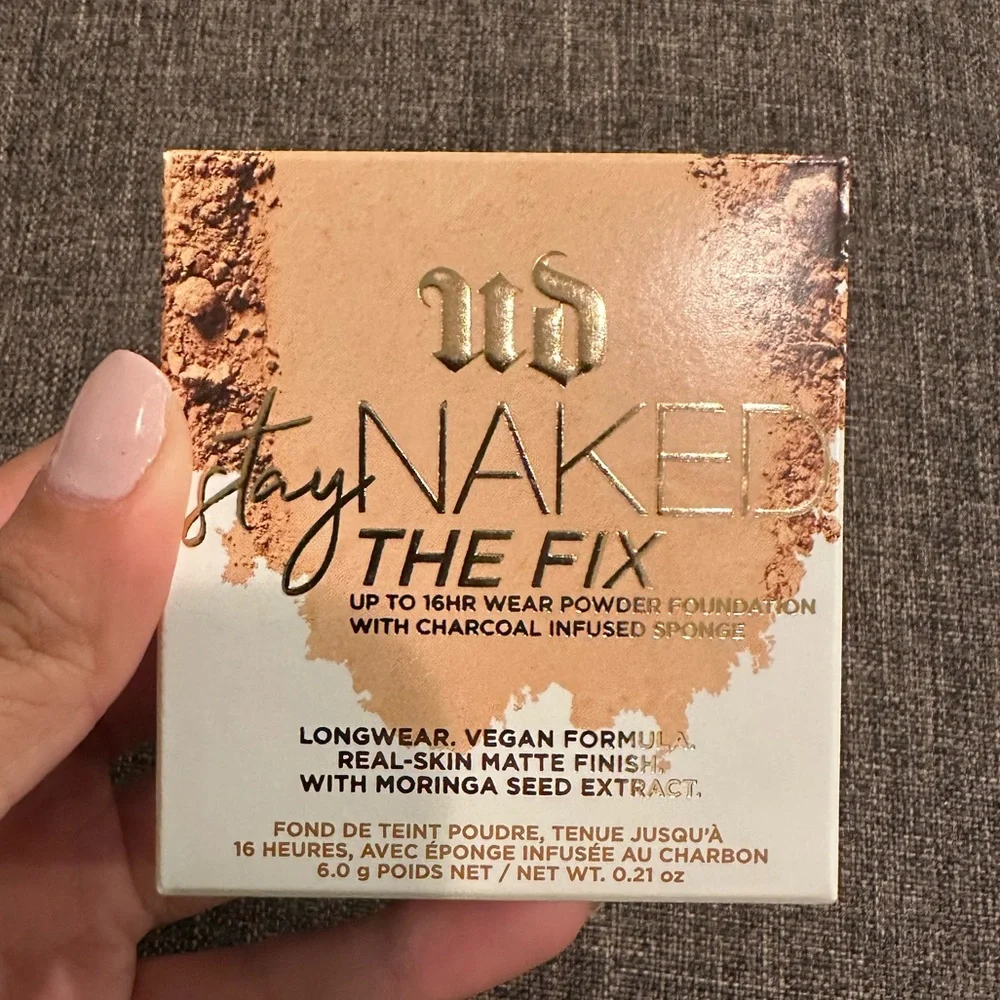 50CP Urban Decay - Stay Naked The Fix powder foundation - Picture 1 of 5